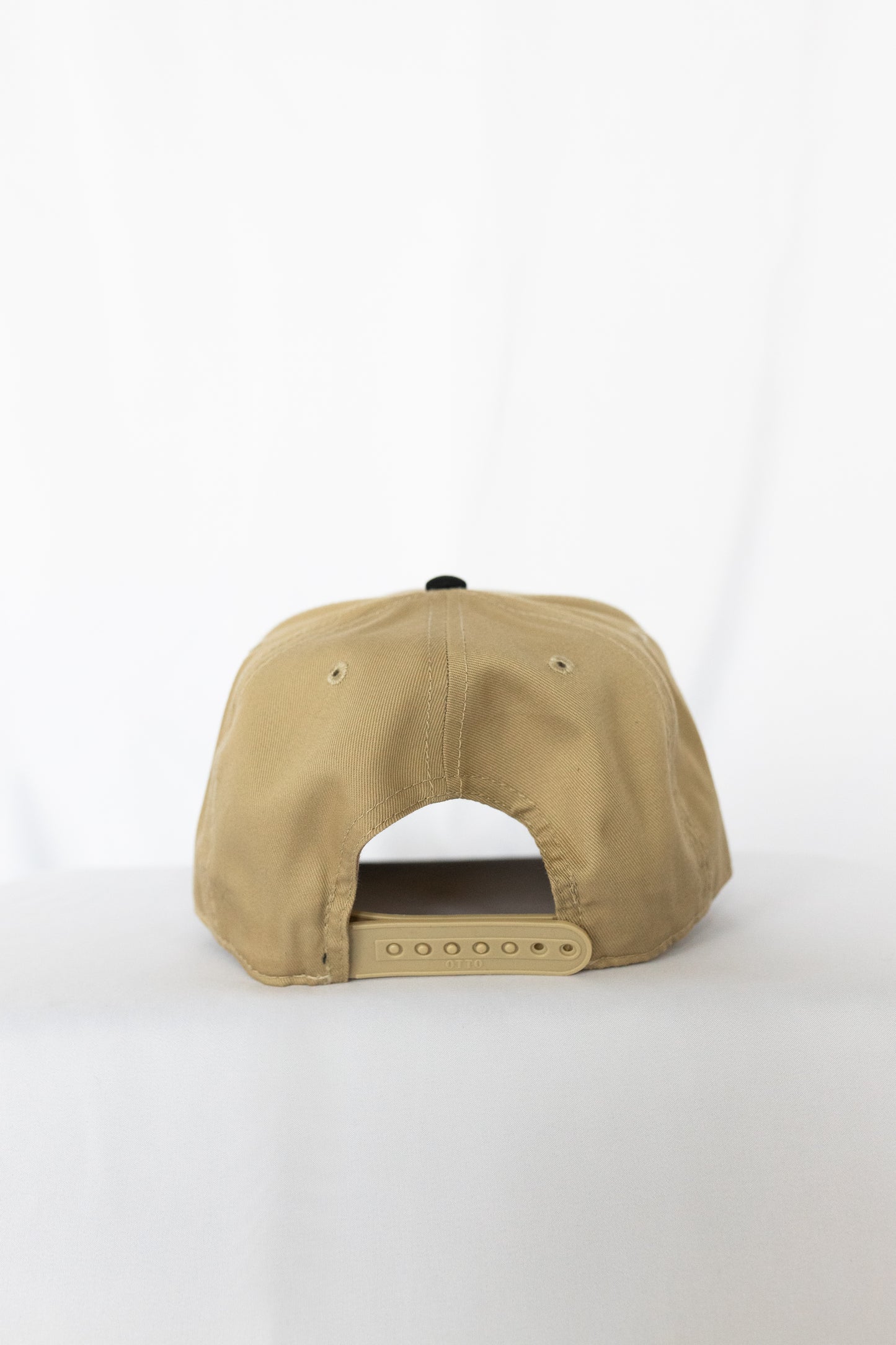 Beige Mom Classic